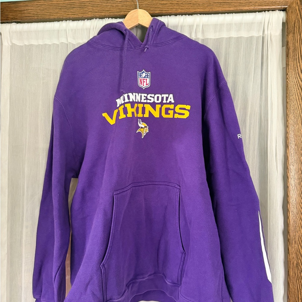 Reebok Purple Pullover Hoodie with Minnesota Vikings logo